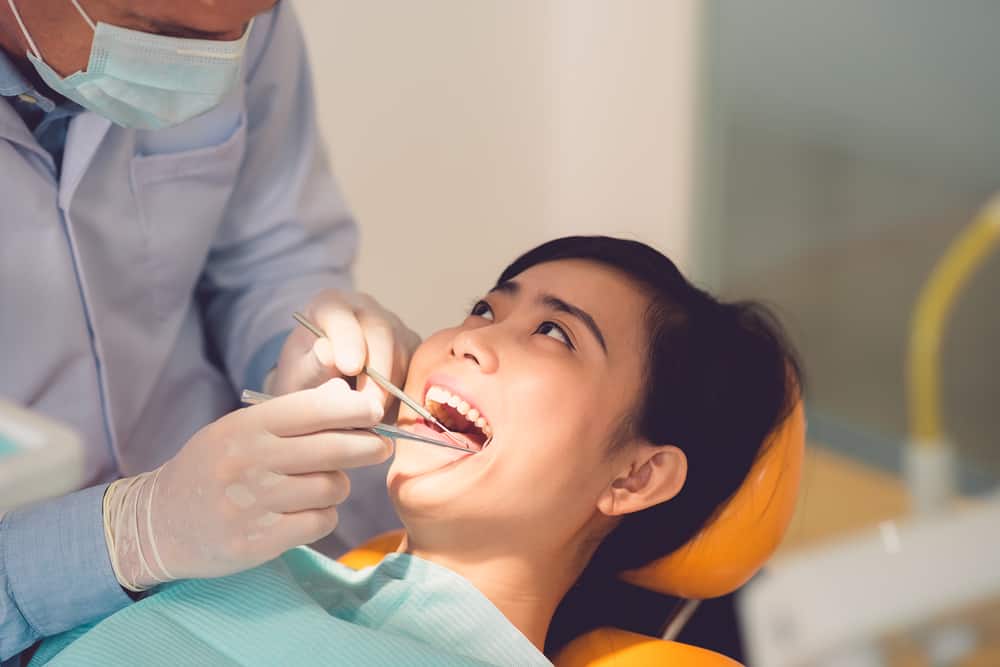 歯石を取り除くためのさまざまな効果的な方法