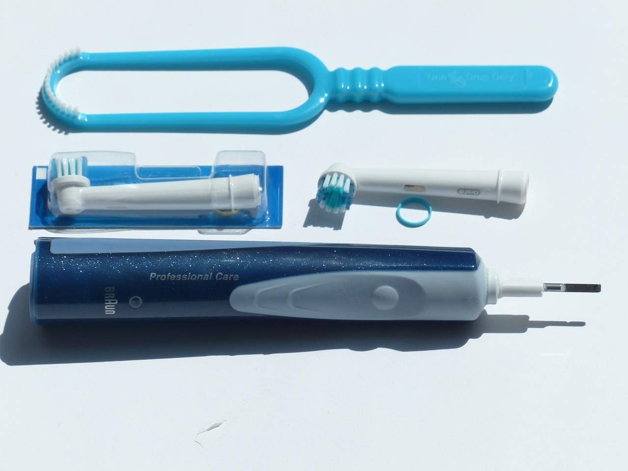 Vantaggi e svantaggi dello spazzolino elettrico
