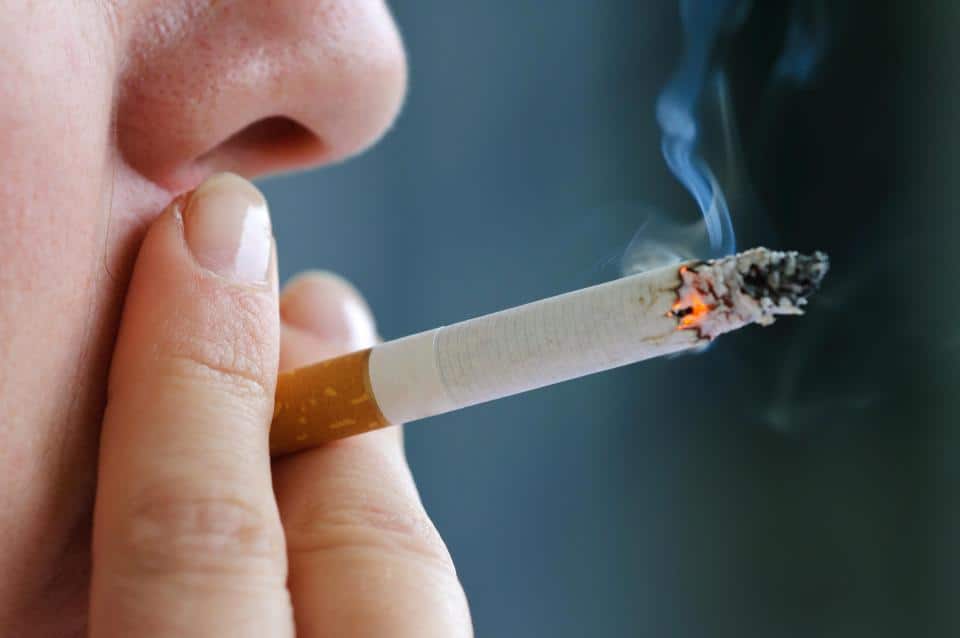 الإقلاع عن التدخين يصعب القيام به؟ قد تكون هذه الأشياء الثلاثة هي السبب