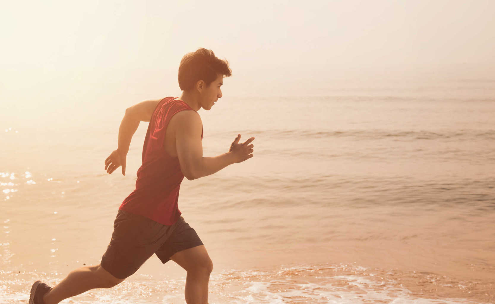 ออกกำลังกายตอนเช้าหรือออกกำลังกายตอนเย็น แบบไหนดีกว่ากัน?