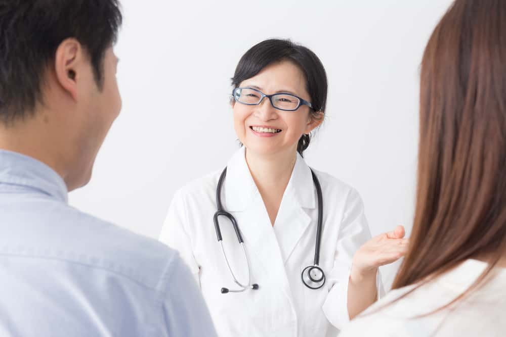 Qual è la differenza tra ostetricia e specialista in ginecologia?