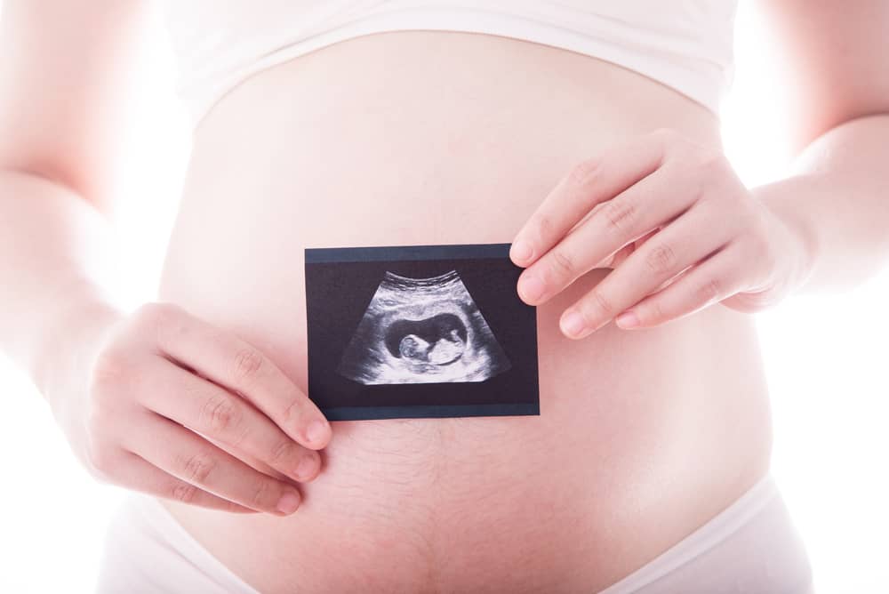 Quando è possibile rilevare i difetti fetali tramite gli ultrasuoni?