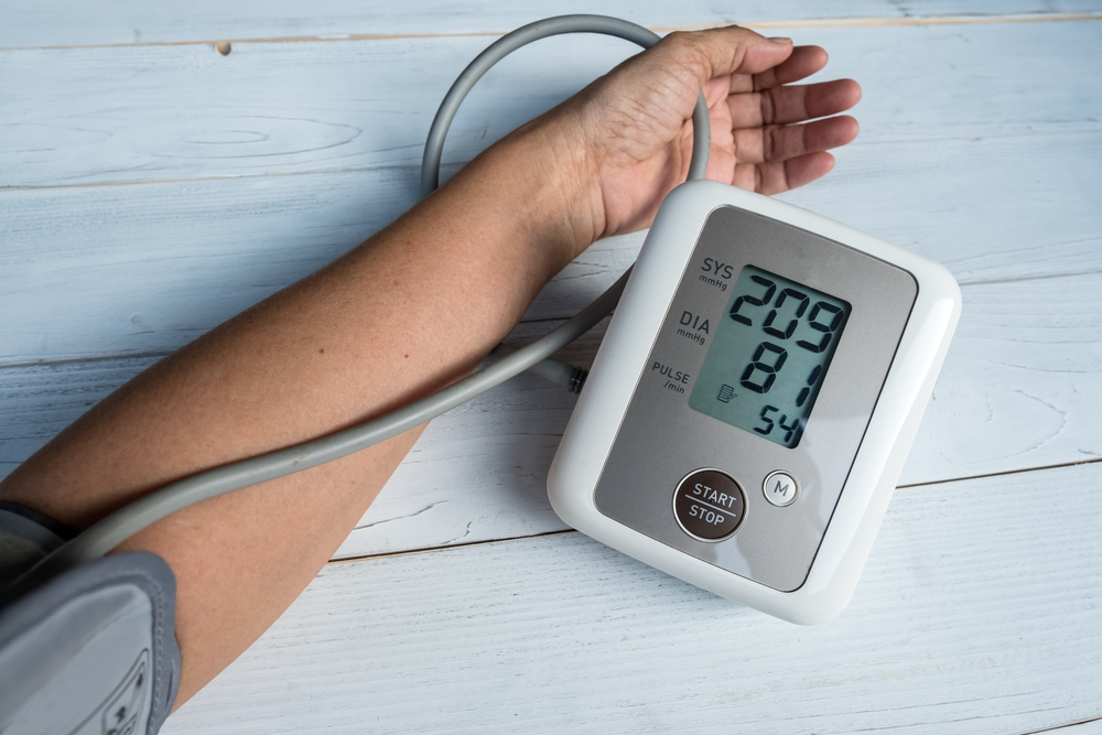 11 modi per prevenire la pressione alta o l'ipertensione