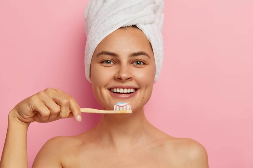 Отървете се от акне с паста за зъби, наистина ли е ефективно?