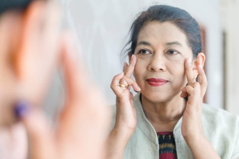 5 най -препоръчителни козметични средства на възраст над 50 години