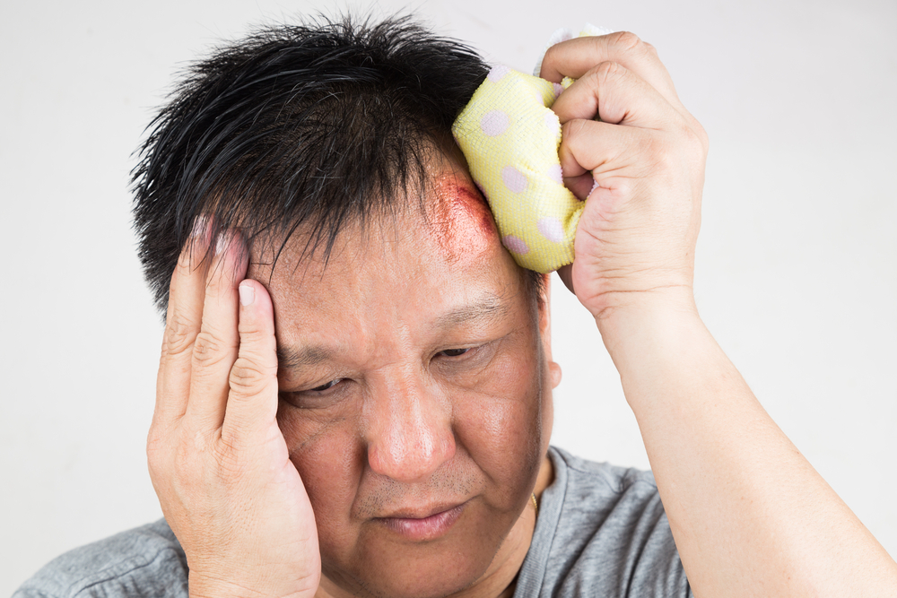 6 condizioni di salute che possono essere la causa di urti sulla testa