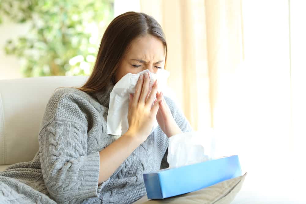 10 лесни съвета за преодоляване на главоболие поради настинки по време на грип