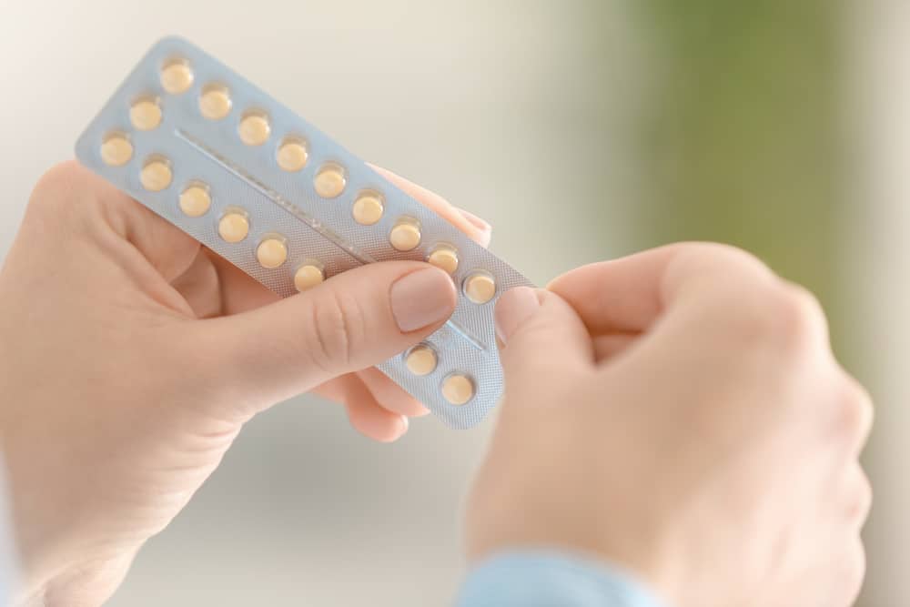 Прегледът на хапчетата за спешна контрацепция за предотвратяване на бременност, ефективен ли е?
