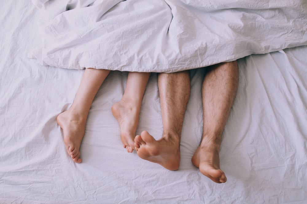 7 опасни начина на мастурбация, които мъжете и жените често правят