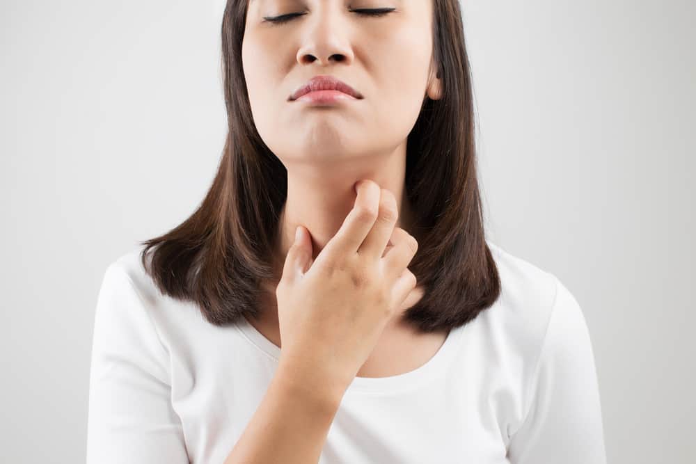 インフルエンザだけでなく、喉の乾燥もこれらの原因によって引き起こされる可能性があります！