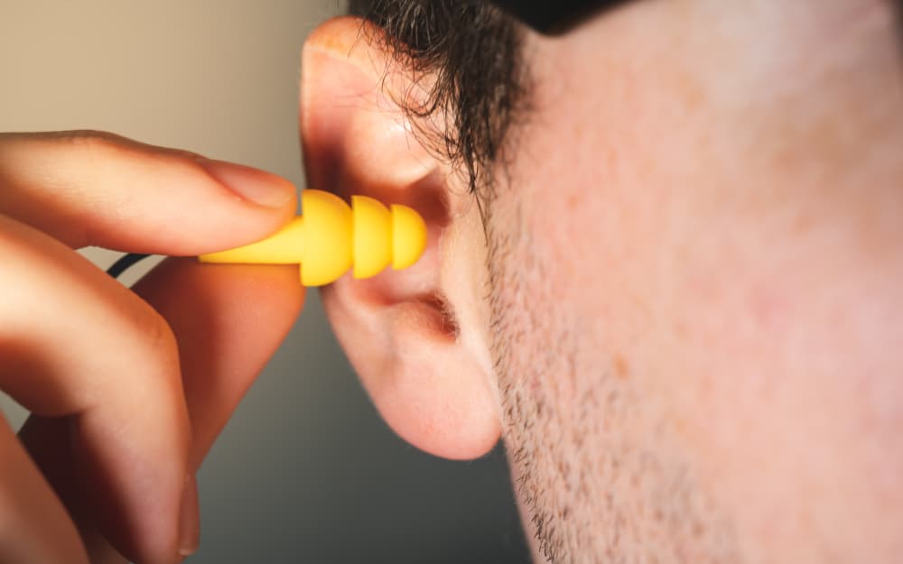 ทำความรู้จักกับประโยชน์ต่างๆ ของที่อุดหูเพื่อสุขภาพหู