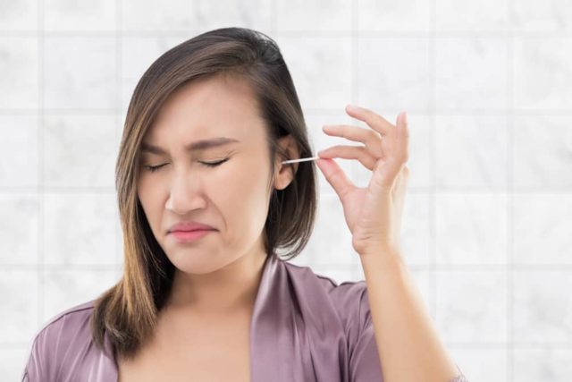 4 неща, които най -често причиняват сълзене на ушите