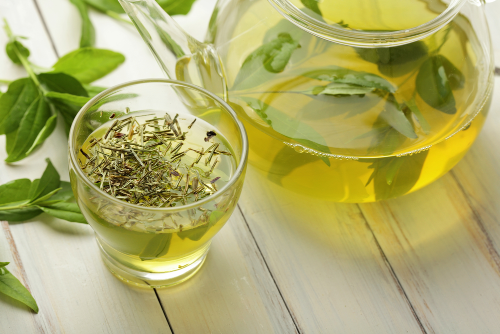 ليس فقط منع السرطان ، فهذه 7 فوائد استثنائية للشاي الأخضر