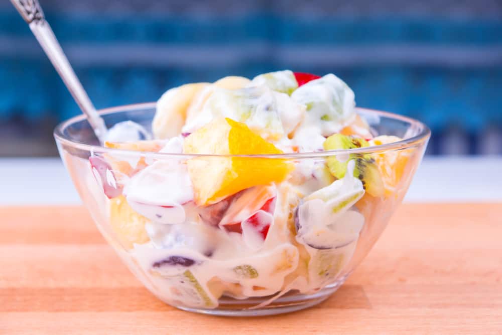 5 съставки за плодова салата с високи калории, които ви правят мазнини