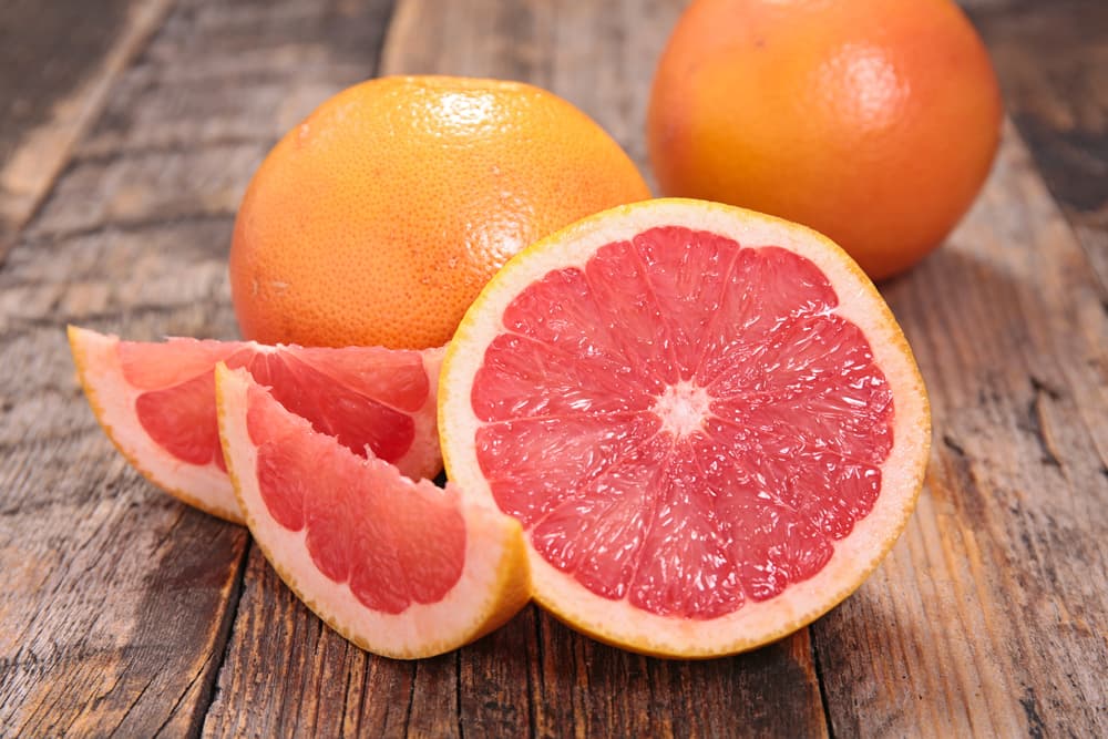 Опасност от консумация на червен грейпфрут (грейпфрут) след приемане на лекарството