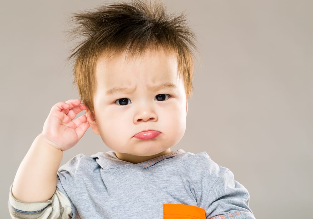 赤ちゃんの耳の感染症：症状、原因、および治療
