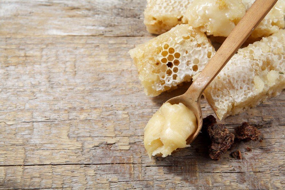7 فوائد لشمع العسل للصحة
