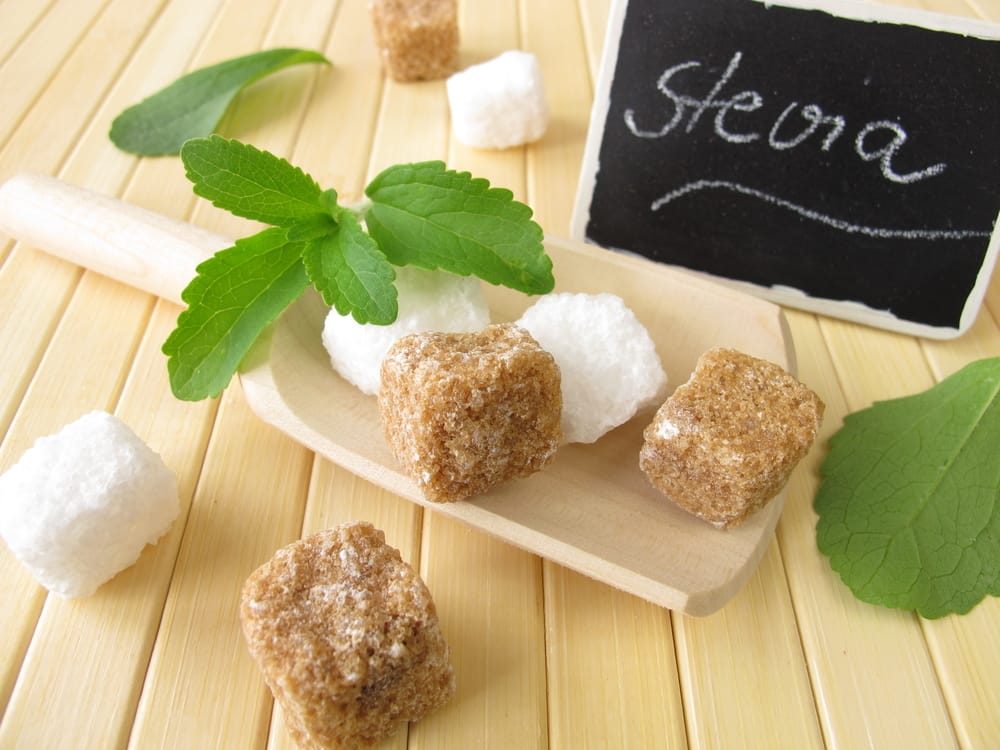 Предимствата на подсладителите от листата на стевия в сравнение със захарта