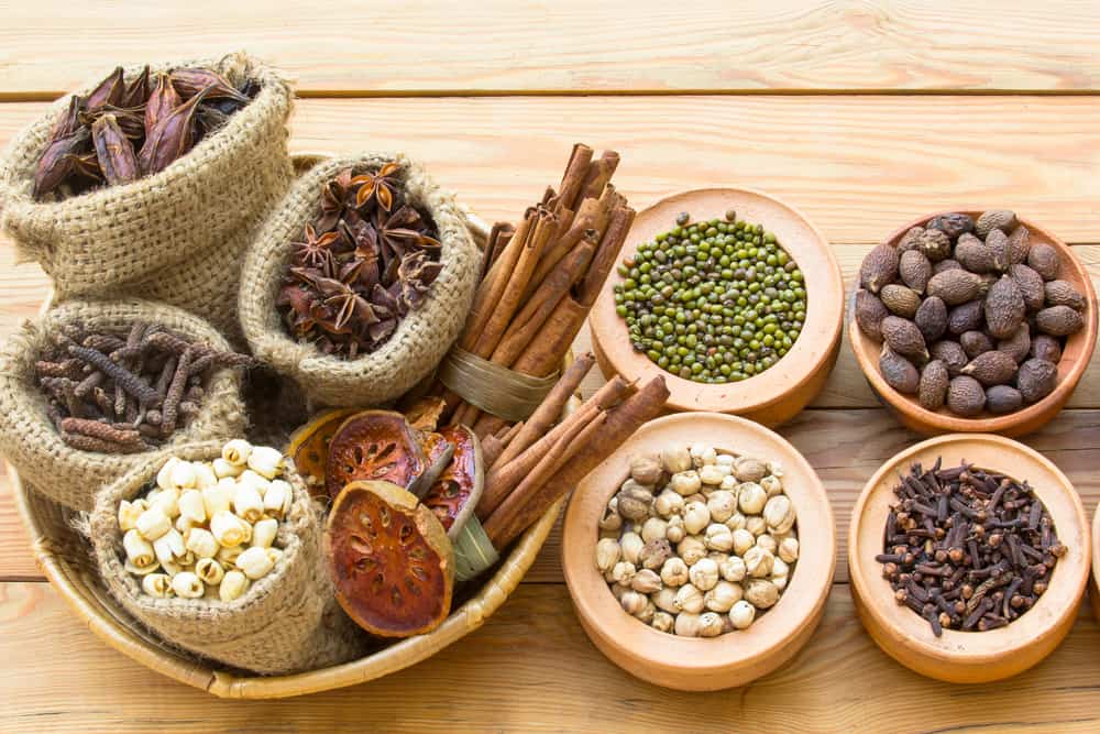 8 أدوية طبيعية ونباتات عشبية مفيدة لمرضى السكري