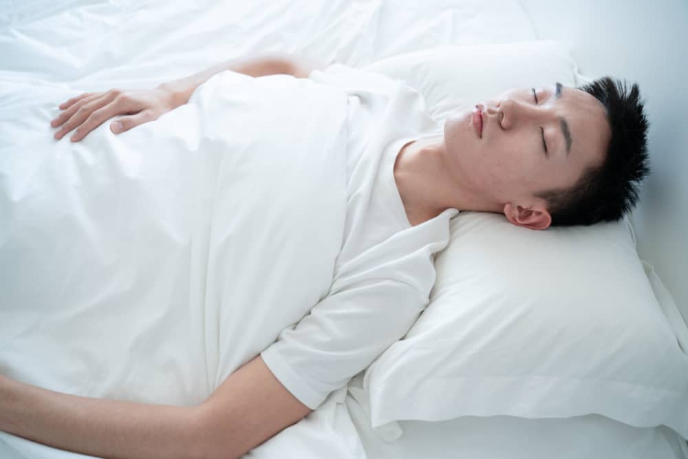 استمر في الشعور بالنعاس وترغب في النوم ، فهذه هي الأسباب المختلفة التي تجعلك تنام كثيرًا